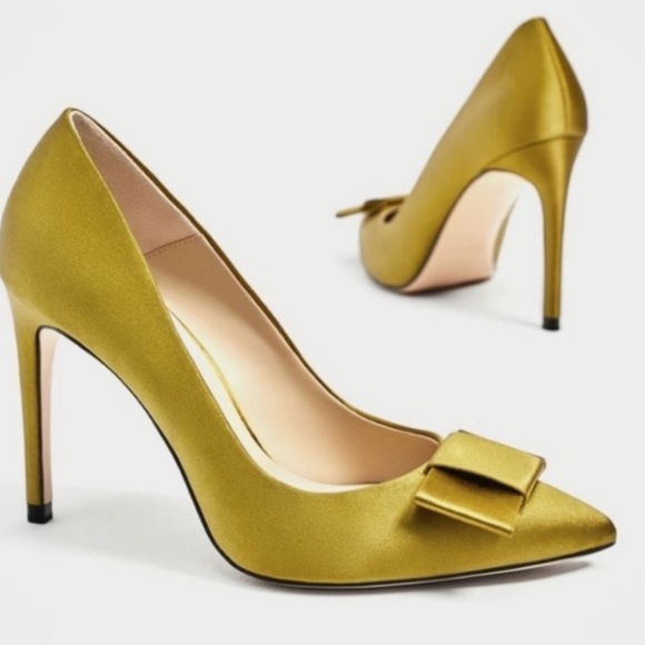 Zara Shoes - Zara green yellow satin bow yellow heels pumps